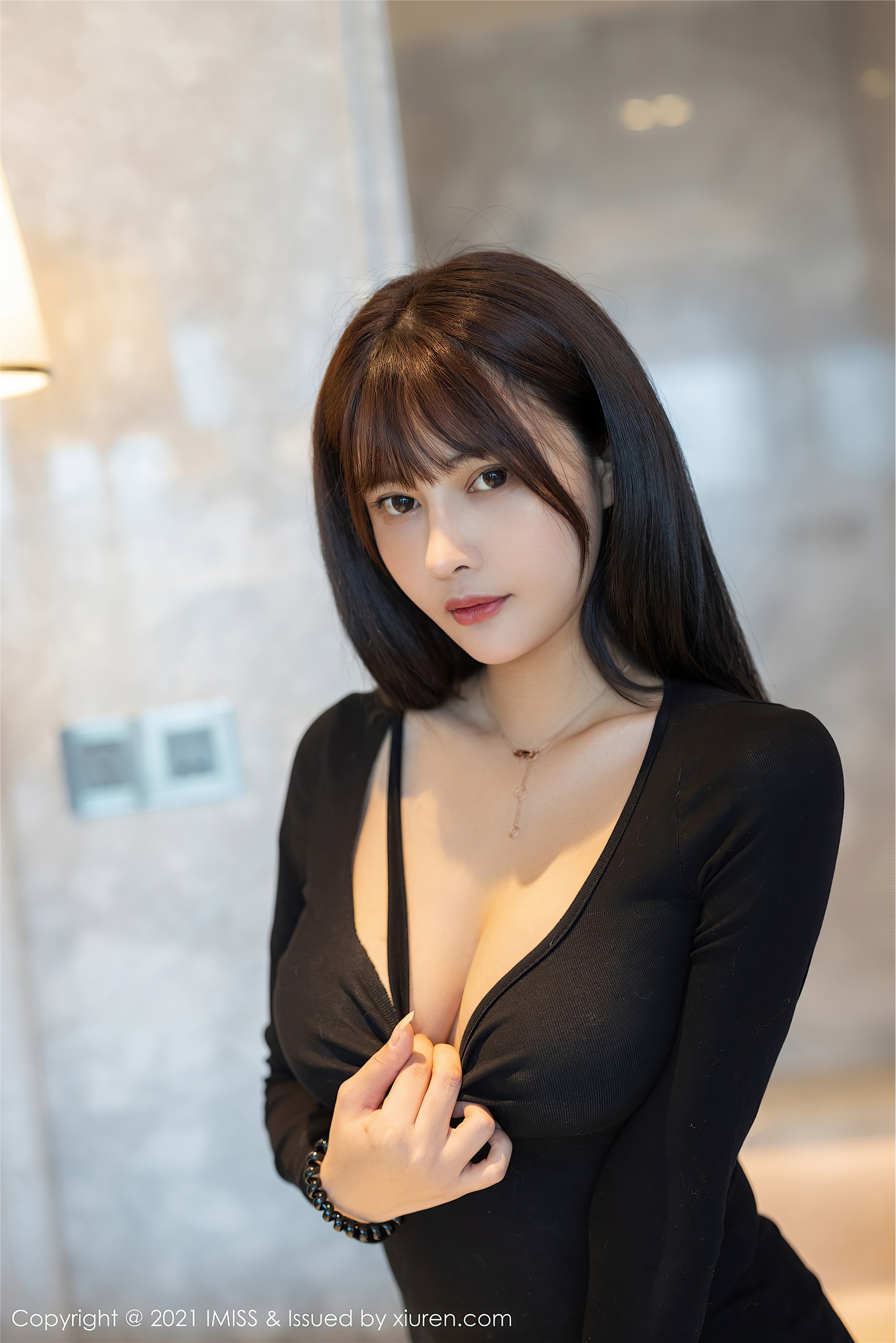 IMiss爱蜜社 2021.04.28 Vol.585 萌奈子